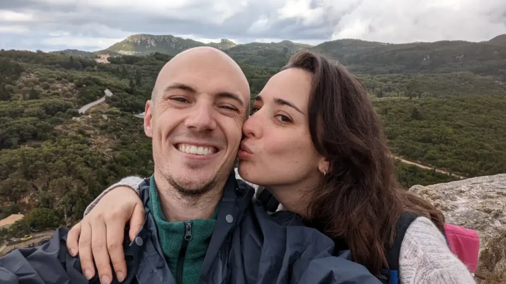 Selfie de Hélo & Nano pour leur blog voyage à Corfou en Grece