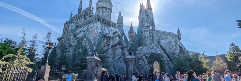 Photo plain pied du château de Poudlard, meilleur décor d’Harry Potter au sein du parc Universal Studio de LA.