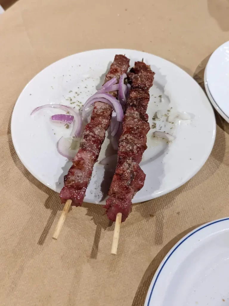 Brochettes Slouvaki, spécialité ile grece pas cher