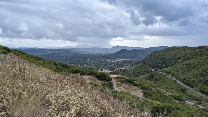 point de vue vallee montagnes corfou