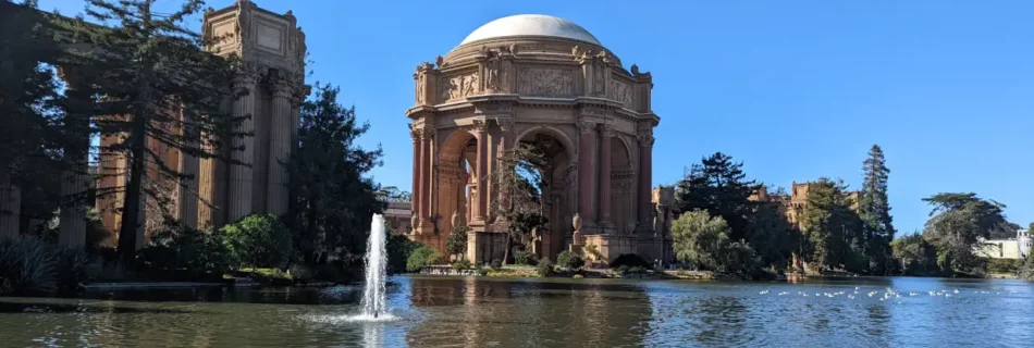 visiter san francisco ou los angeles : palais du palace of fine arts sur un lac